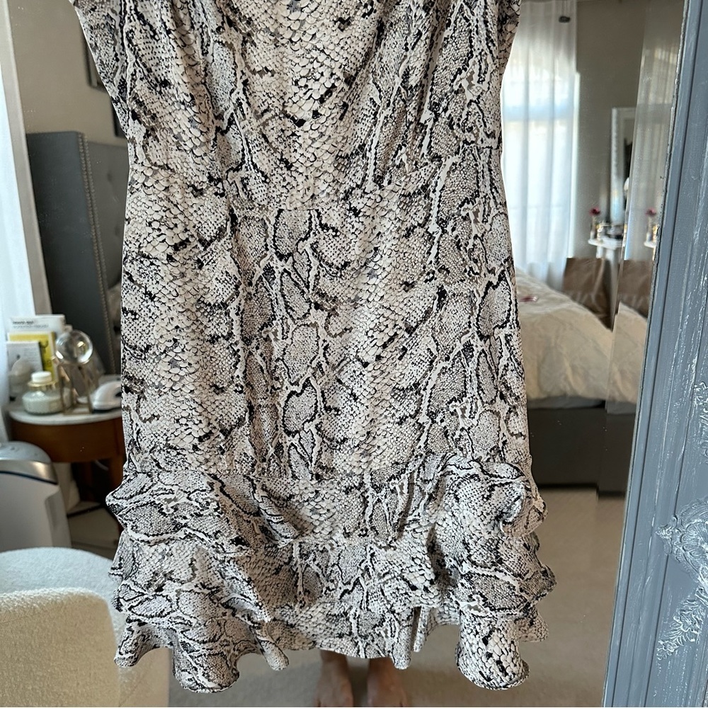 Revolve Bardot Ruffle Snakeskin Print Mini Dress‎ Coquette Feminine XS 4 - Picture 4 of 11